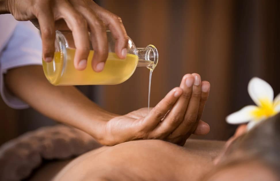 6 Surprising Ways to Use a Natural Massage Oil