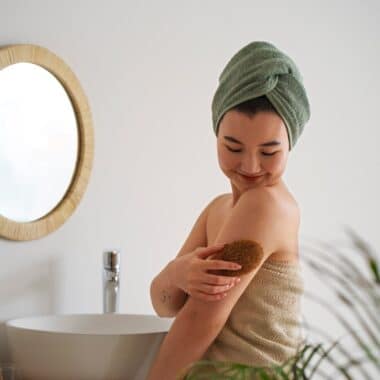 Stay Cool & Glowing: Body Wash Tips for Summer Skincare