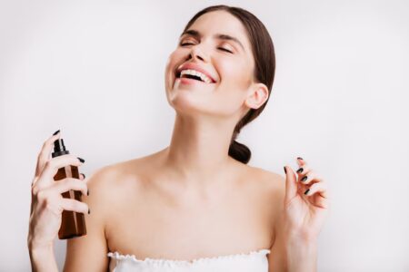 Best Face Toners for Refreshing Your Skin in the New Year